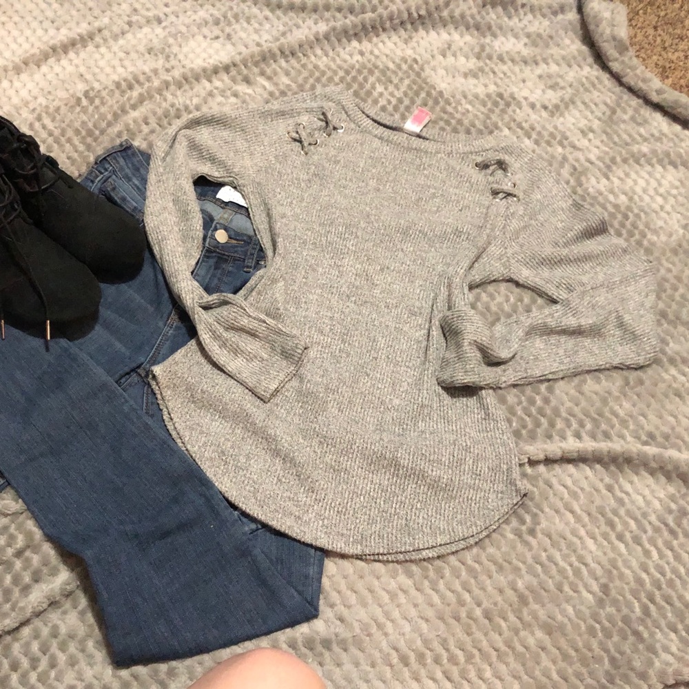 Ribbed Gray Long Sleeve Top